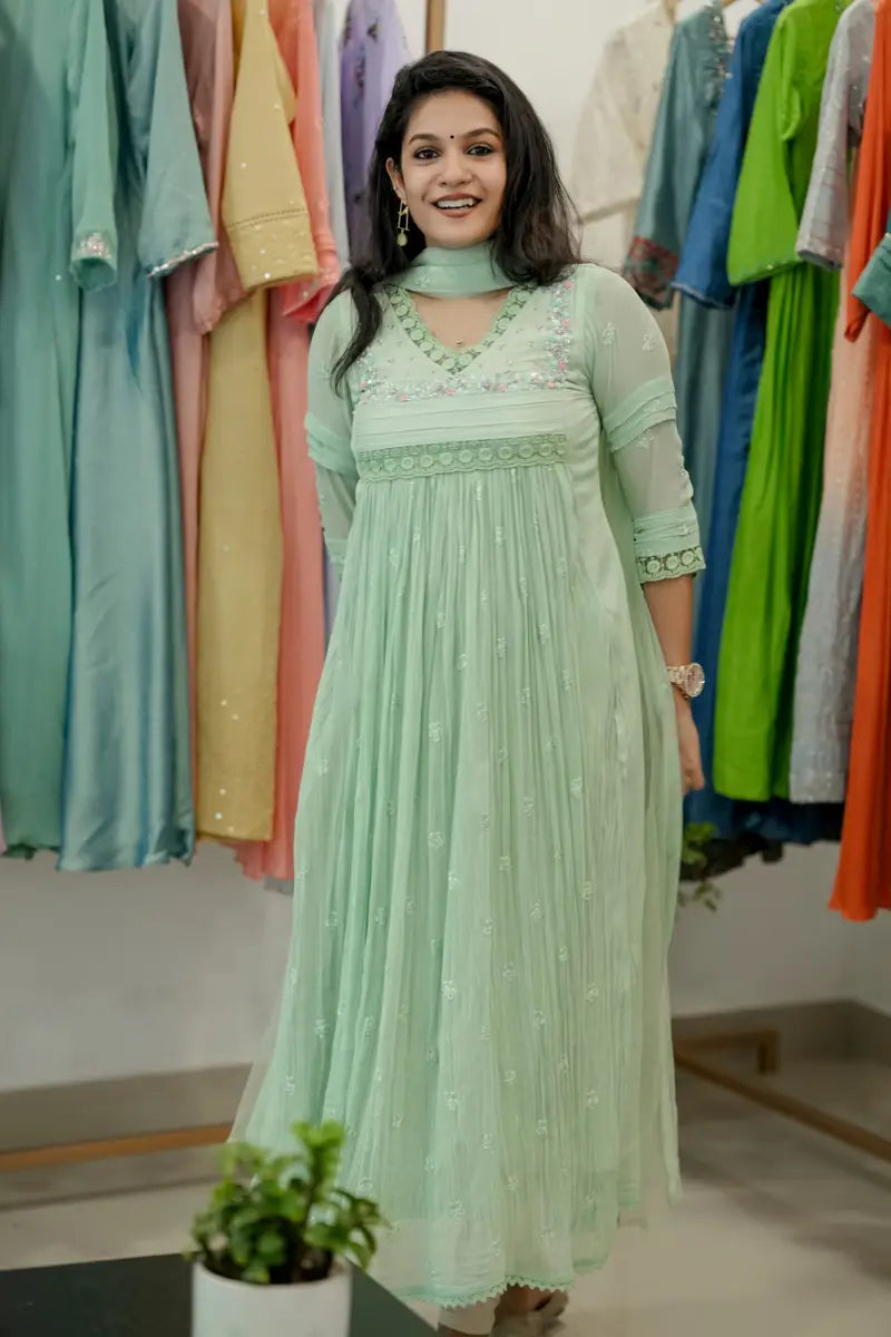 Handworked Pleated Kurta with Dupatta