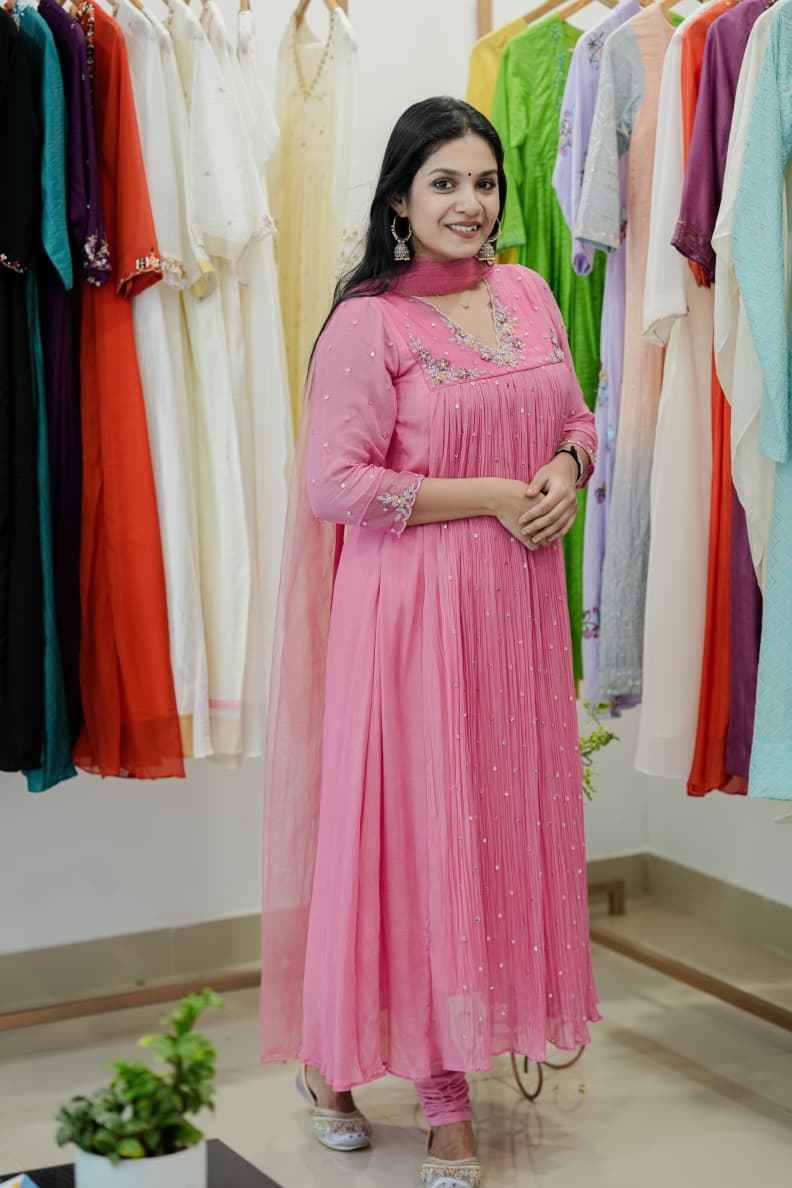 Handworked Pleated Kurta with Dupatta